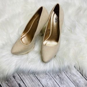 Nude Cream Charlotte Russe high heals
